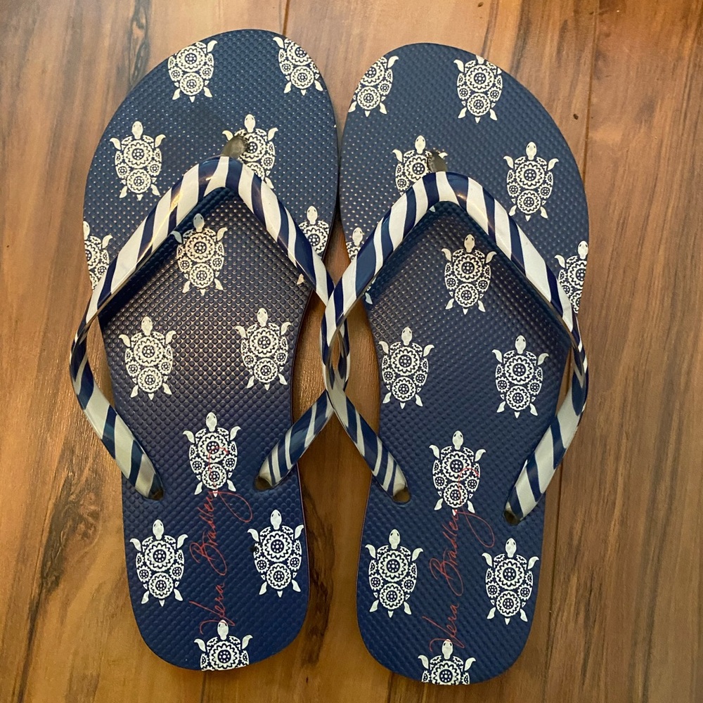 Vera Bradley flip flops